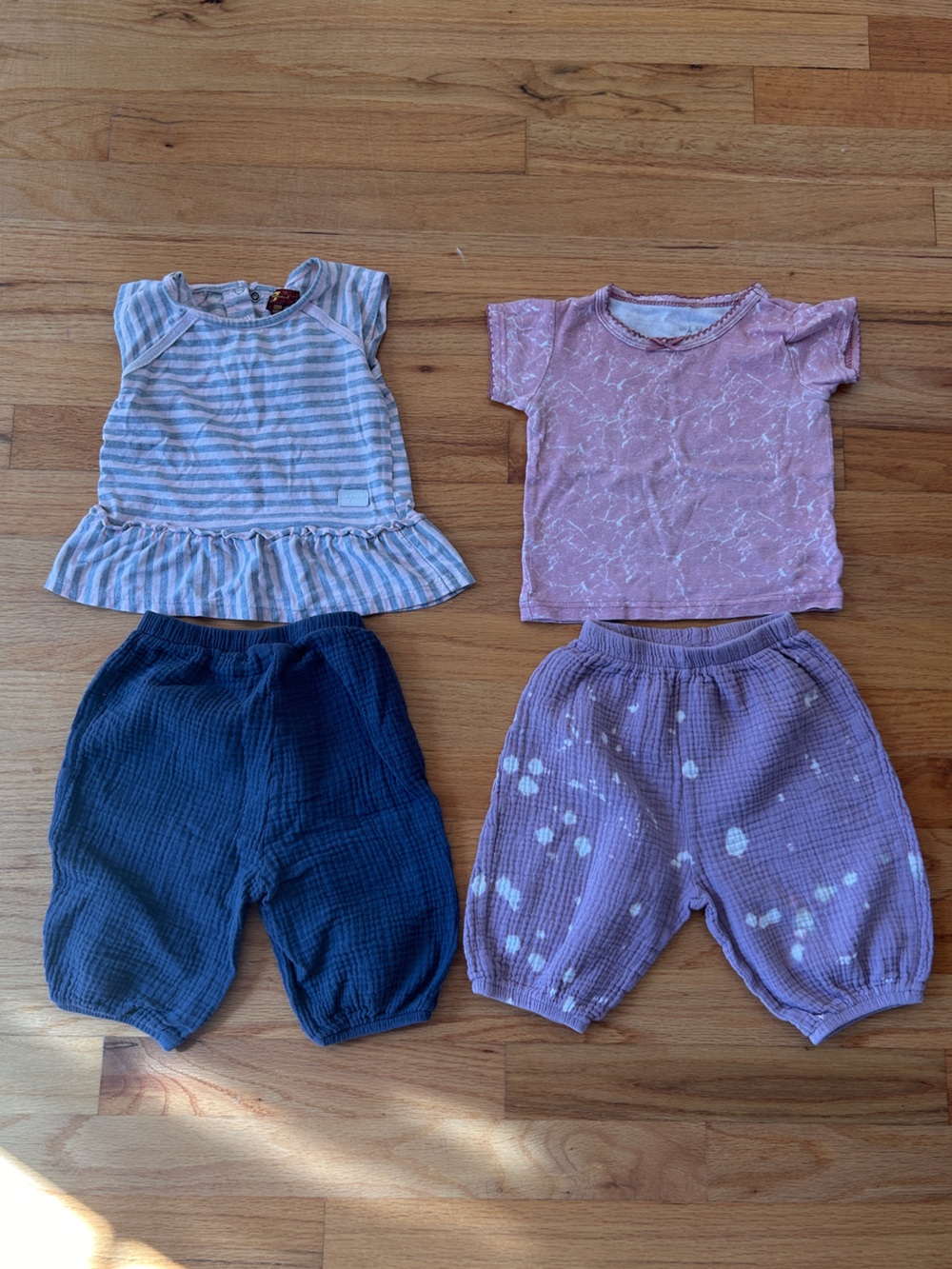 Bundle of 3 tops and 2 bottom kids 2-Piece Outfit Set - Pink Tee & Purple Shirt